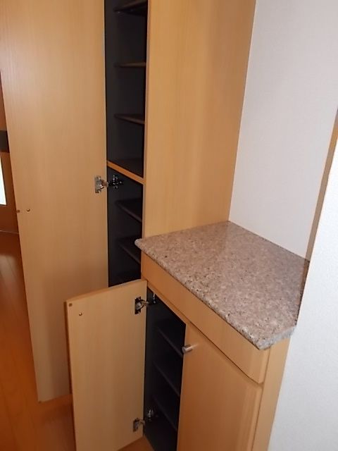 �y���ցz�@