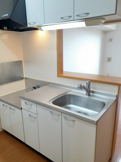 �y�L�b�`���z�@