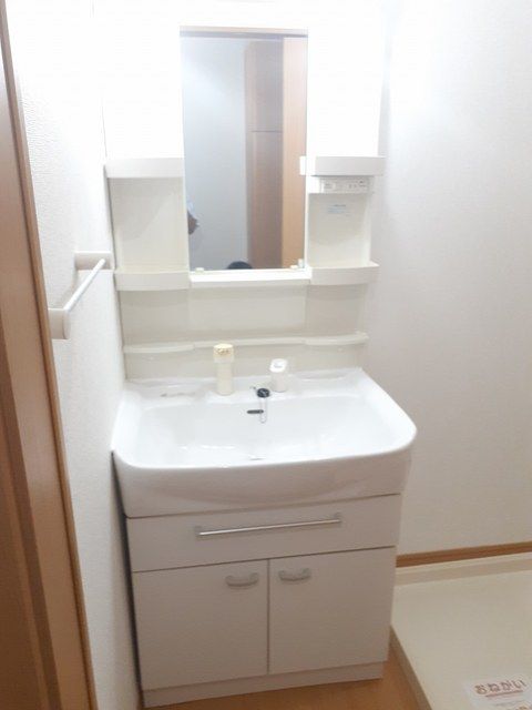 �y���ʏ��z�@