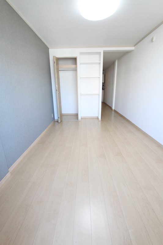 �y�Q���z�@