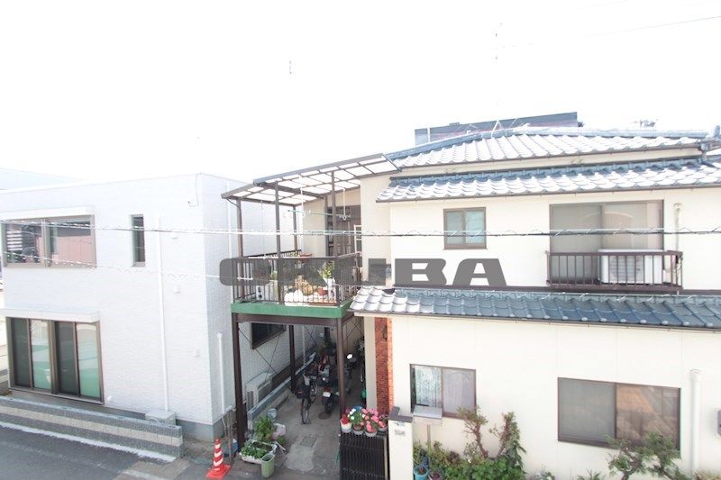 �y���]�z�@