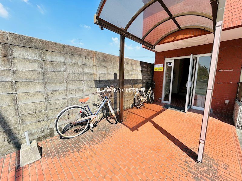 �y�G���g�����X�z�@