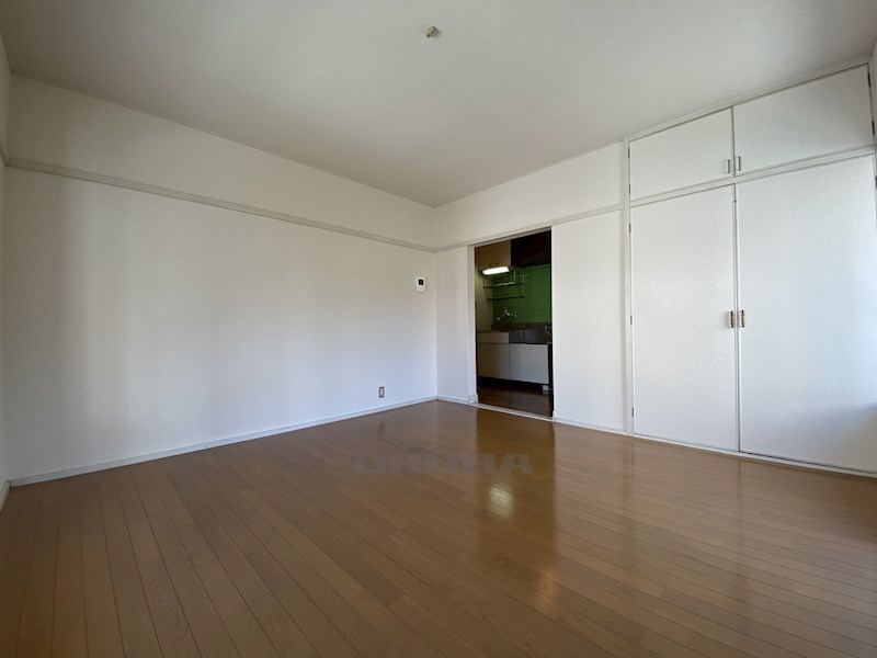 �y�Q���z�@