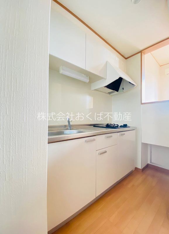 �y�L�b�`���z�@