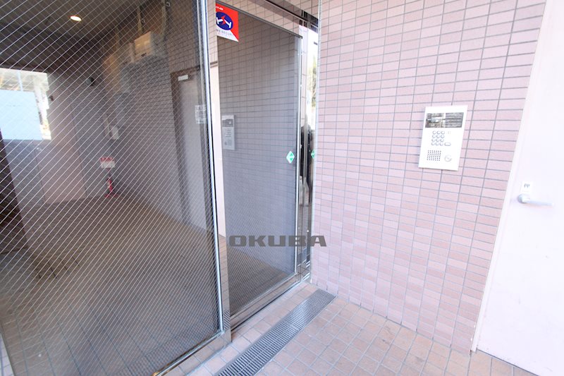 �y�G���g�����X�z�@