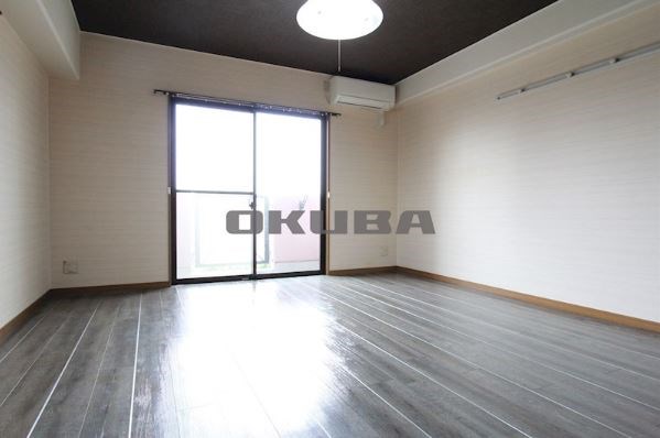 �y�Q���z�@