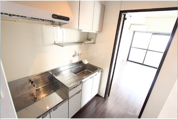 �y�L�b�`���z�@