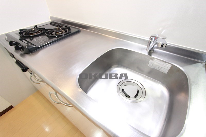 �y�L�b�`���z�@