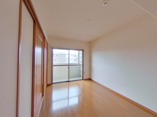 �y�Q���z�@