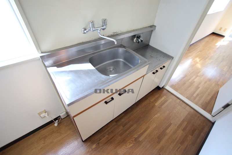 �y�L�b�`���z�@