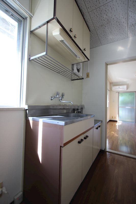 �y�L�b�`���z�@