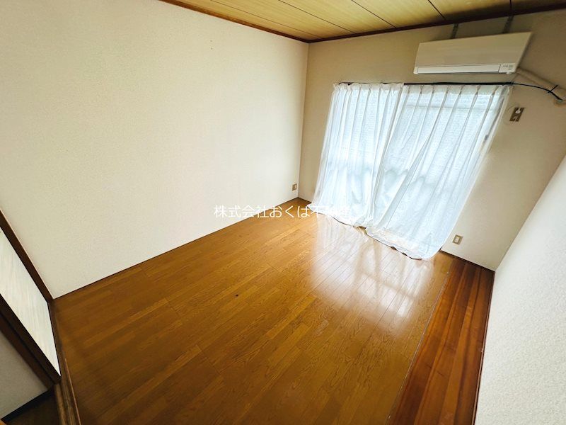 �y���ԁE���r���O�z�@