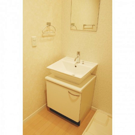 �y���ʏ��z�@