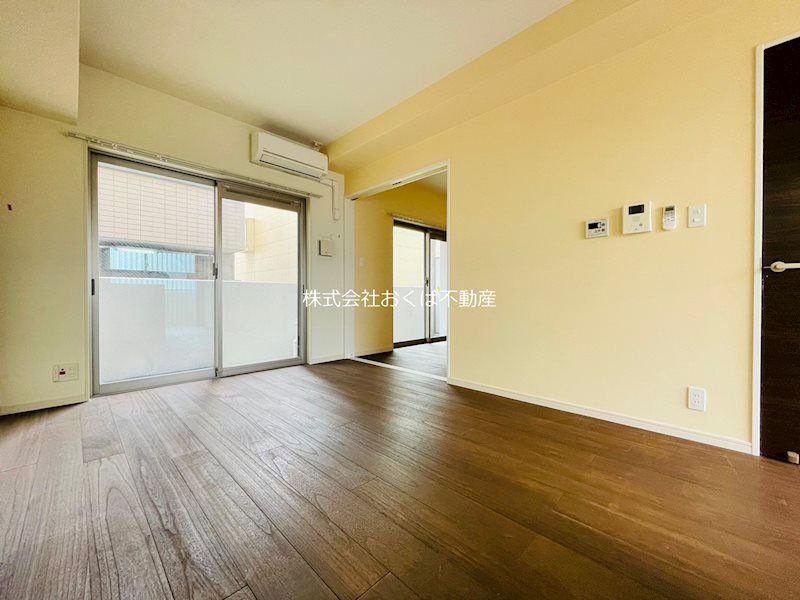 �y���ԁE���r���O�z�@