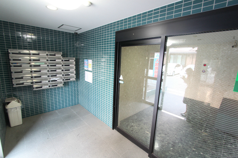 �y�G���g�����X�z�@