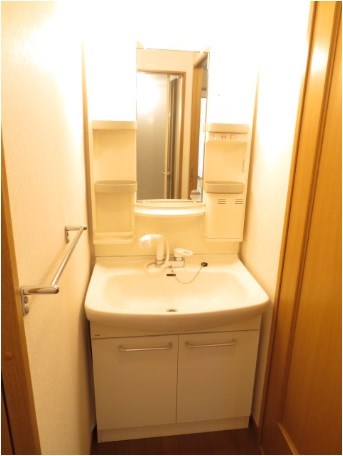 �y���ʏ��z�@