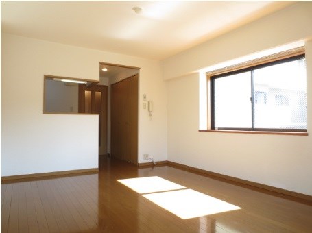 �y���ԁE���r���O�z�@