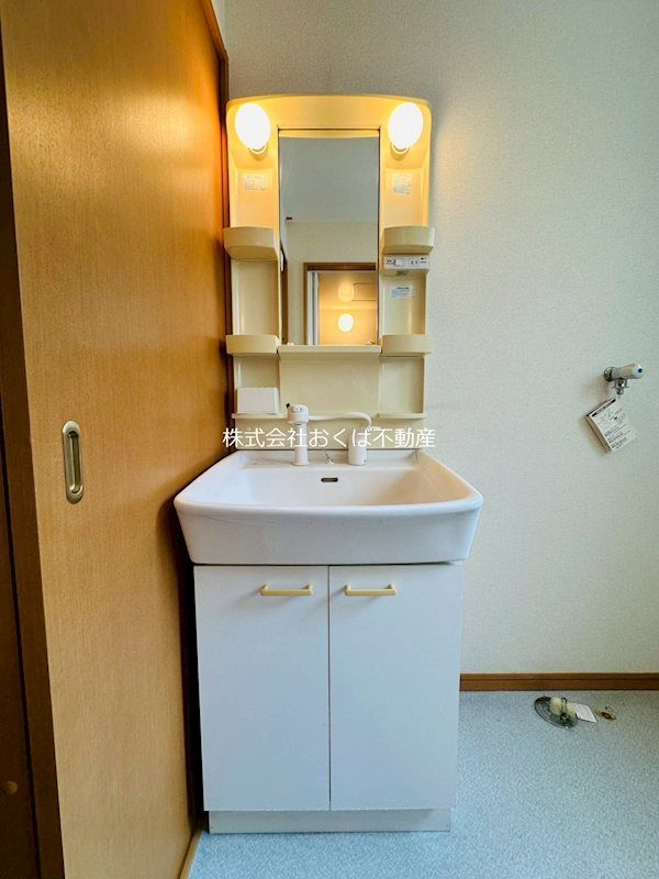 �y���ʏ��z�@