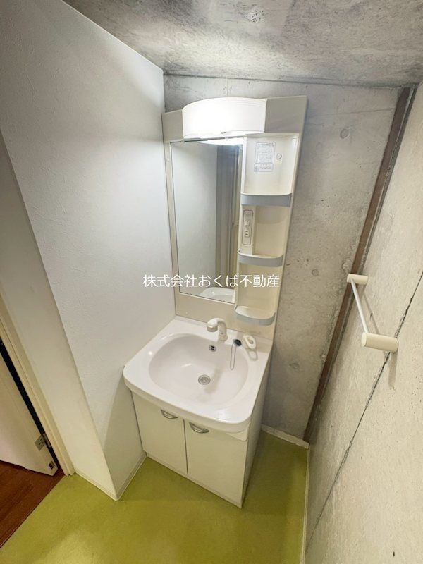 �y���ʏ��z�@