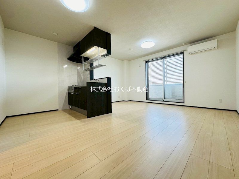 �y���ԁE���r���O�z�@