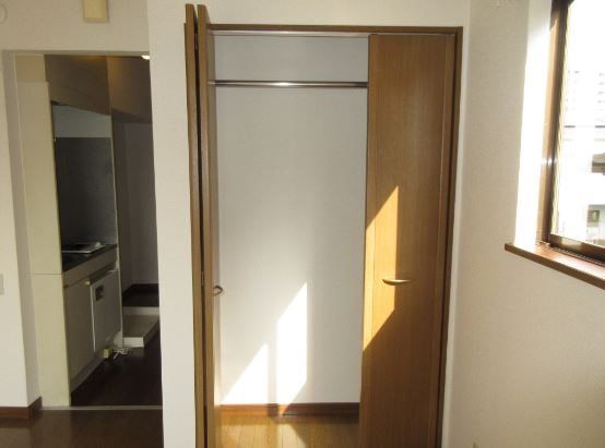 �y���[�z�@�N���[�[�b�g