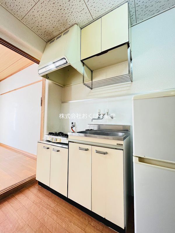 �y�L�b�`���z�@