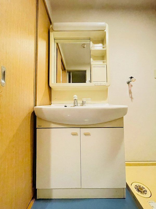 �y���ʏ��z�@