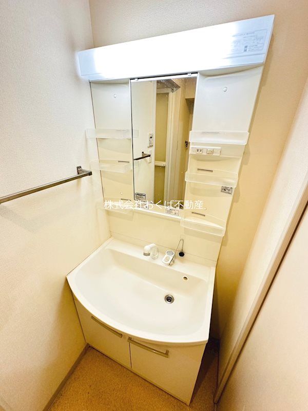 �y���ʏ��z�@