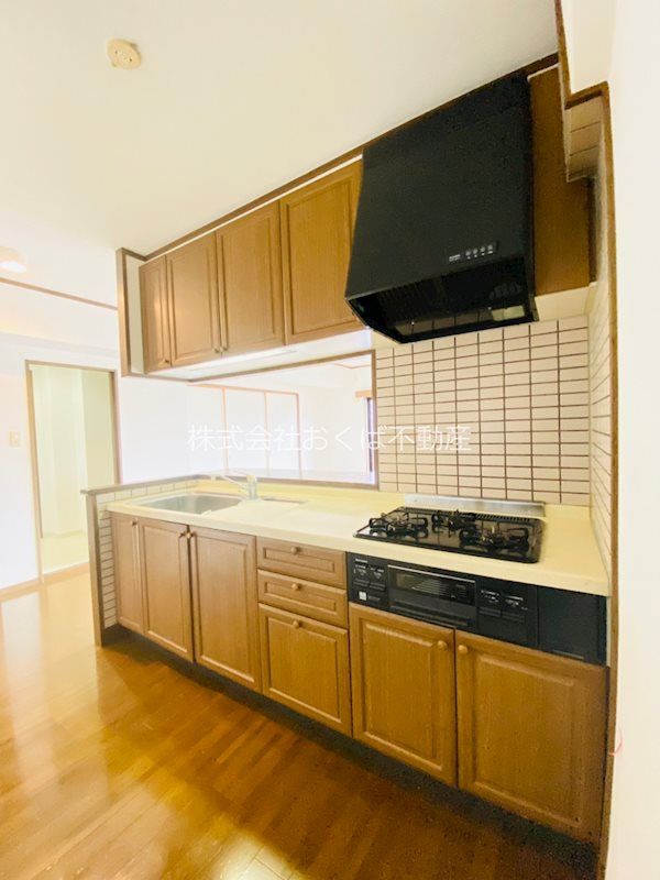 �y�L�b�`���z�@