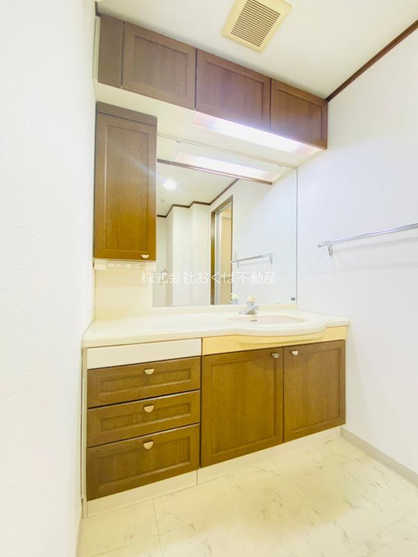 �y���ʏ��z�@