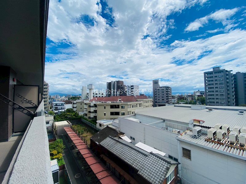 �y���]�z�@