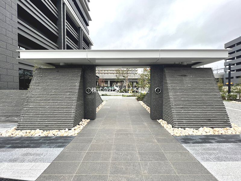 �y�G���g�����X�z�@