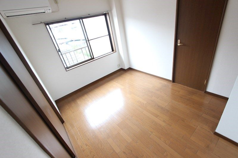 �y�Q���z�@