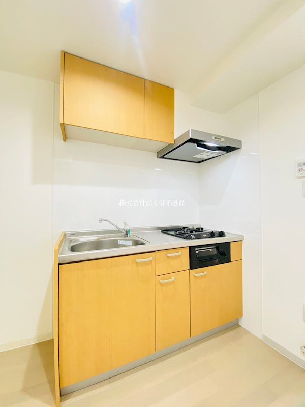 �y�L�b�`���z�@