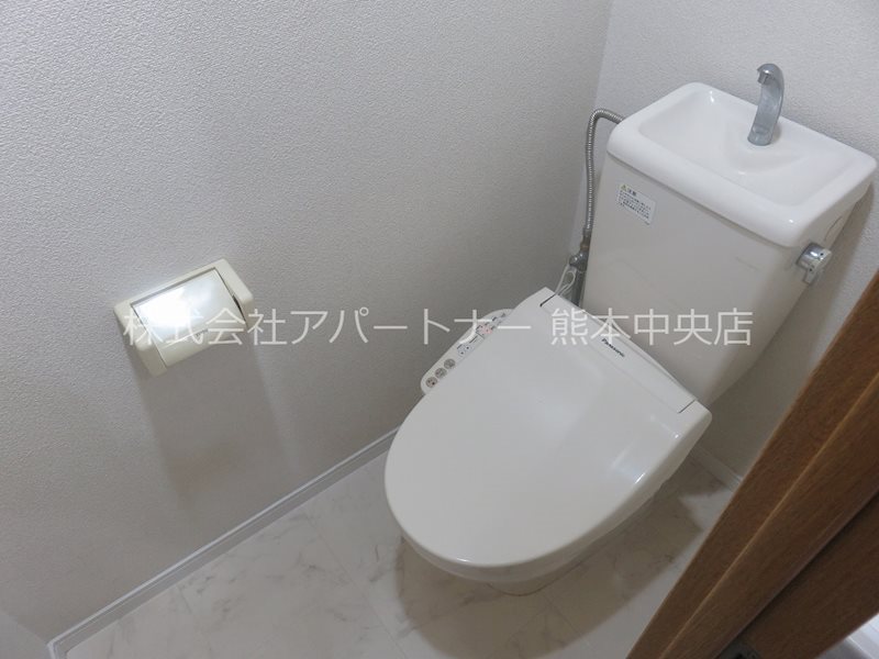 �y�g�C���z�@