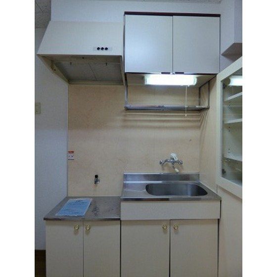 �y�L�b�`���z�@