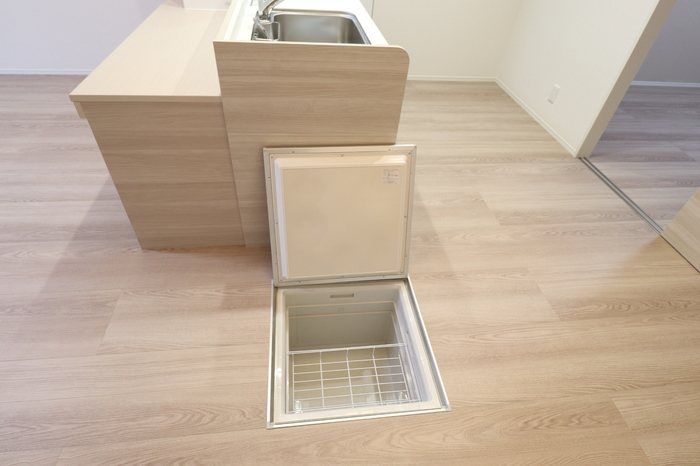 �y���[�z�@