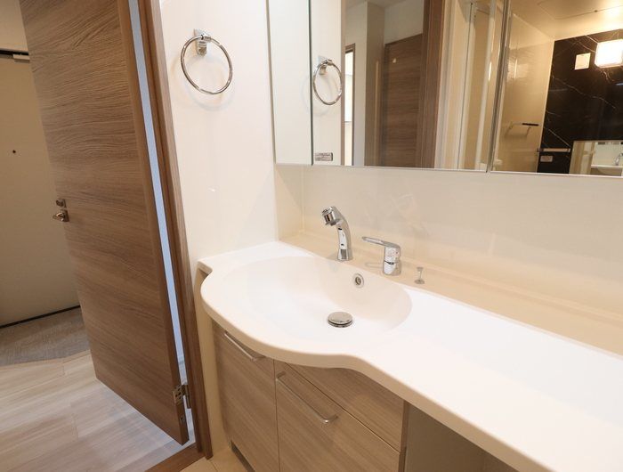 �y���ʏ��z�@