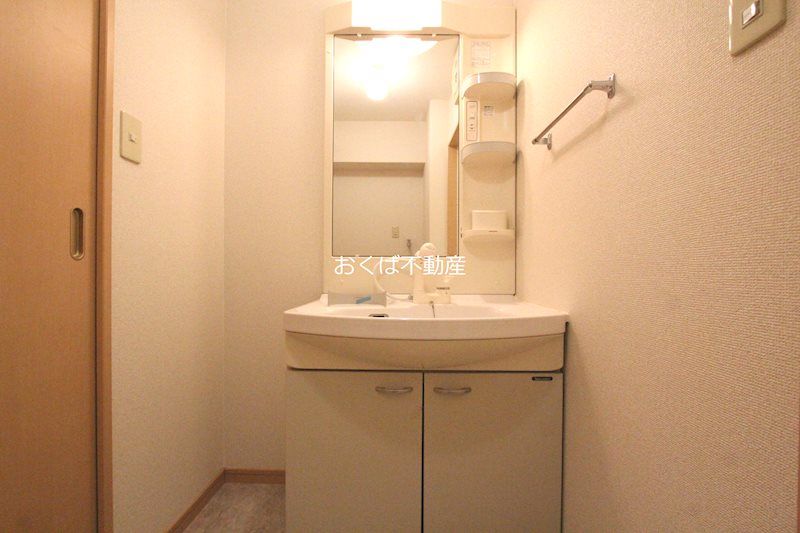 �y���ʏ��z�@