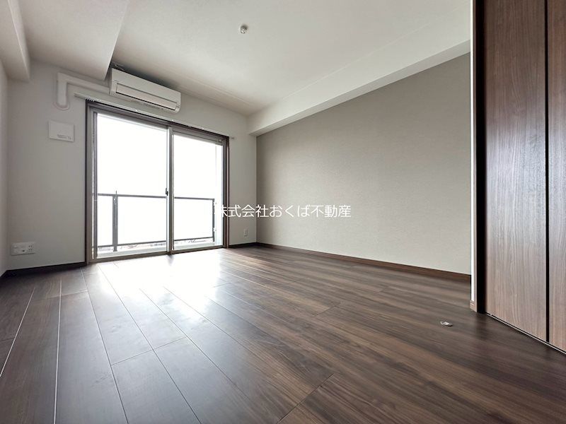 �y���ԁE���r���O�z�@