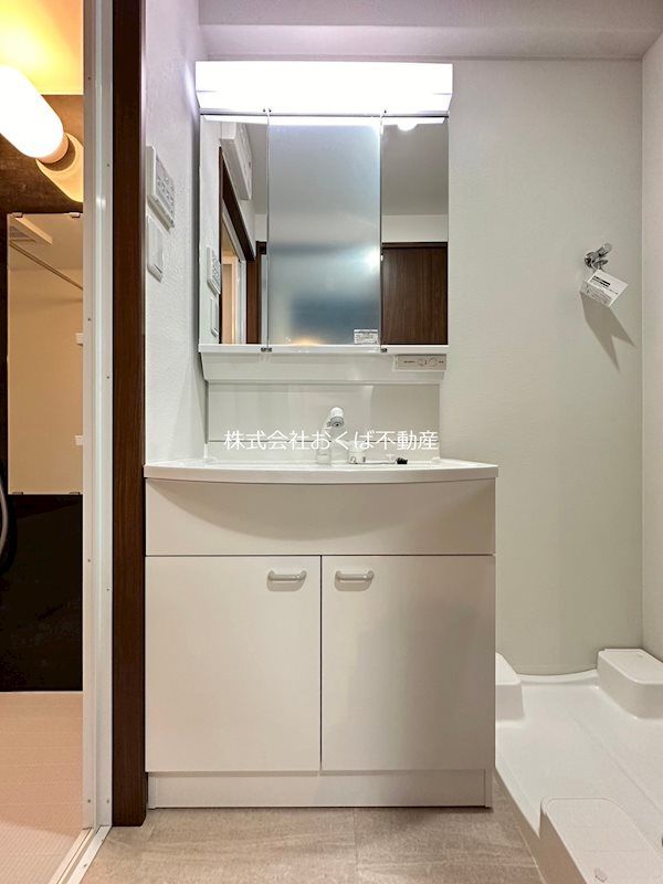 �y���ʏ��z�@