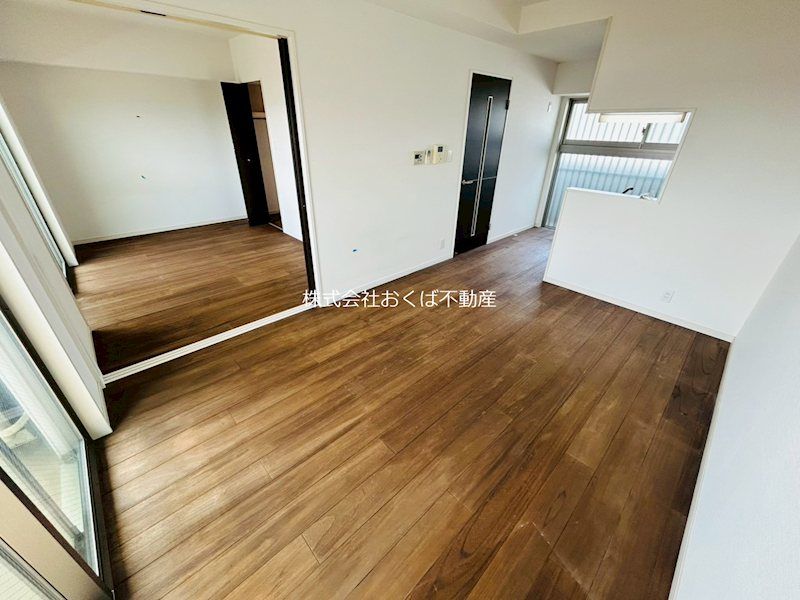 �y���ԁE���r���O�z�@