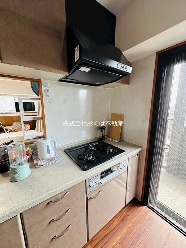 �y�L�b�`���z�@