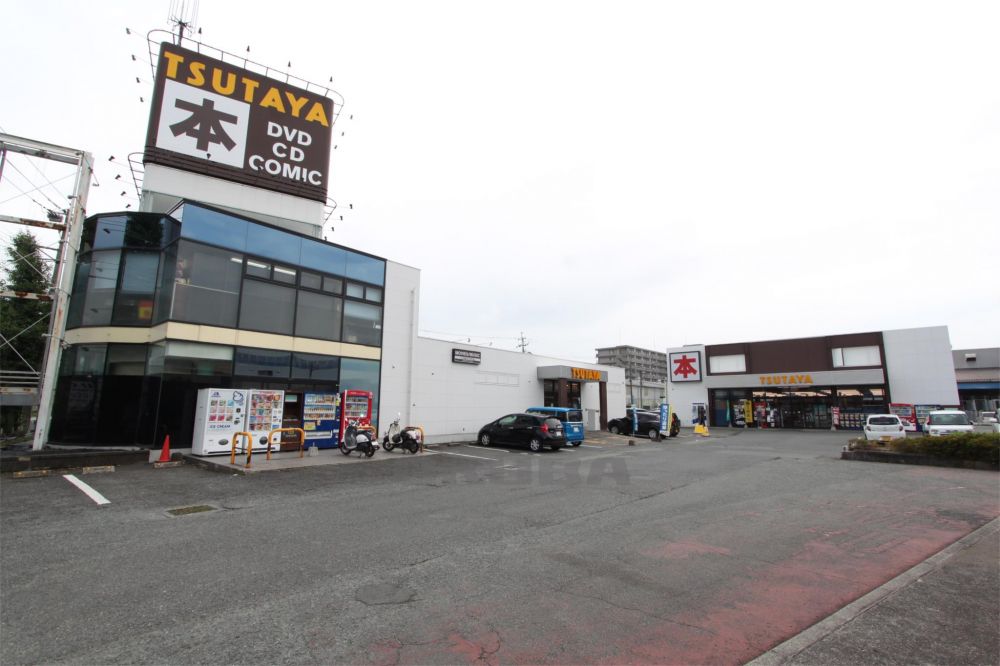 �y���Ӂz�@TSUTAYA AV�N���u �ߌ��X 608m