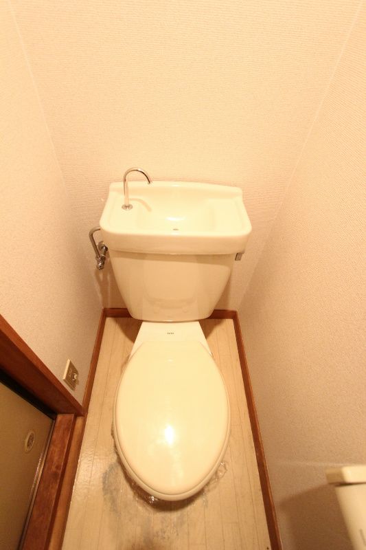 �y�g�C���z�@