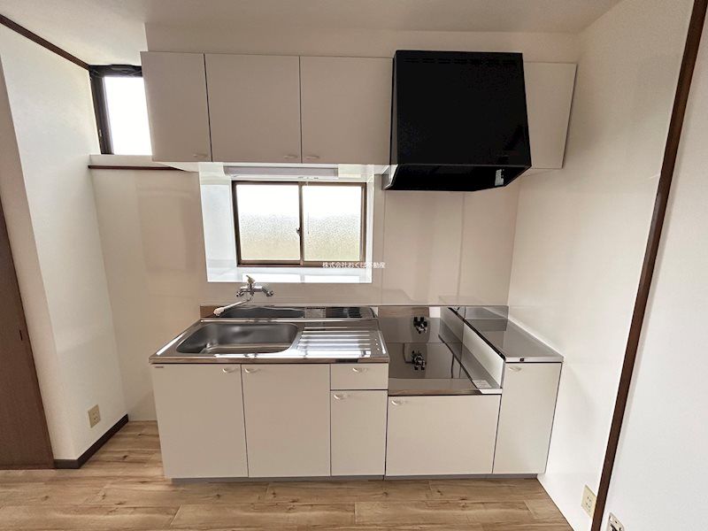 �y�L�b�`���z�@