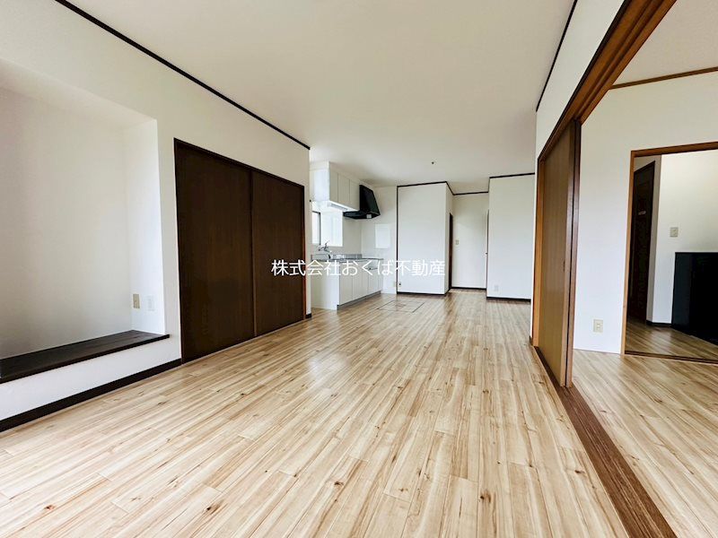 �y���ԁE���r���O�z�@