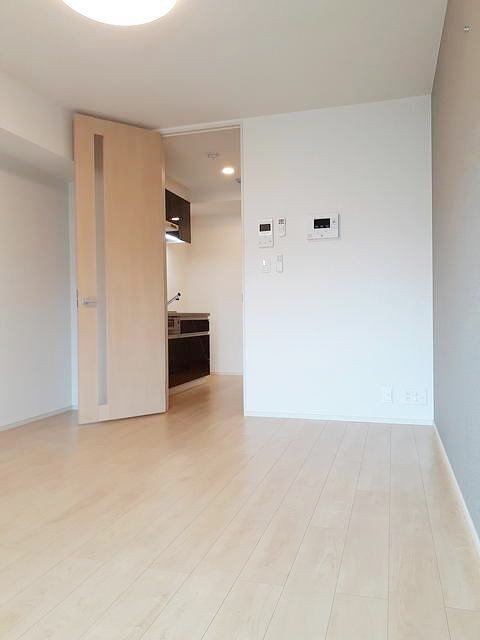 �y���ԁE���r���O�z�@