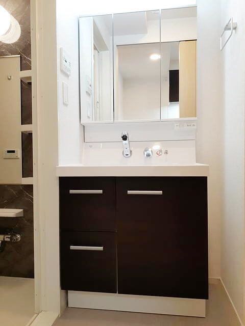 �y���ʏ��z�@