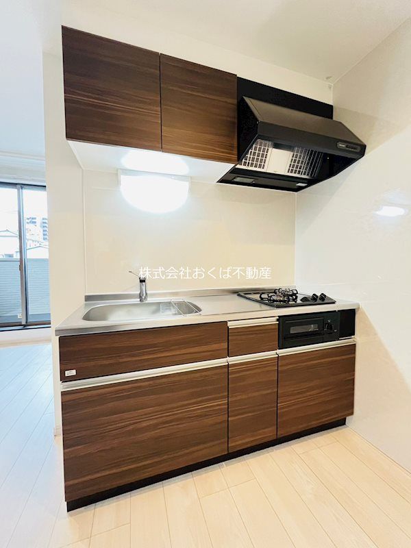 �y�L�b�`���z�@